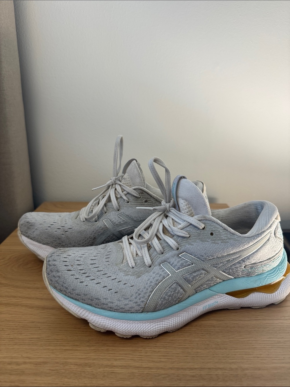 Women's Asics Gel-Nimbus 24